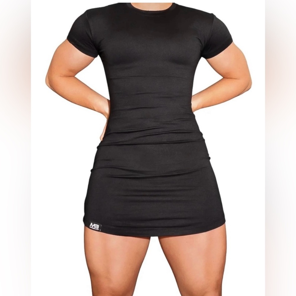 OG T-Shirt Dress Long Sleeve

Color-Black

Size-Medium

New